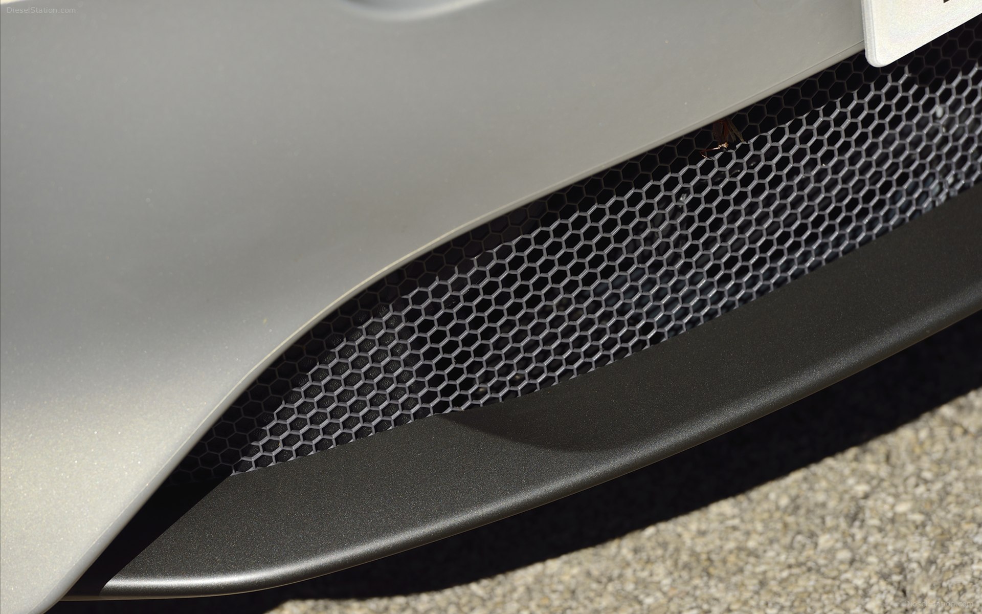 Aston Martin DB9 2013